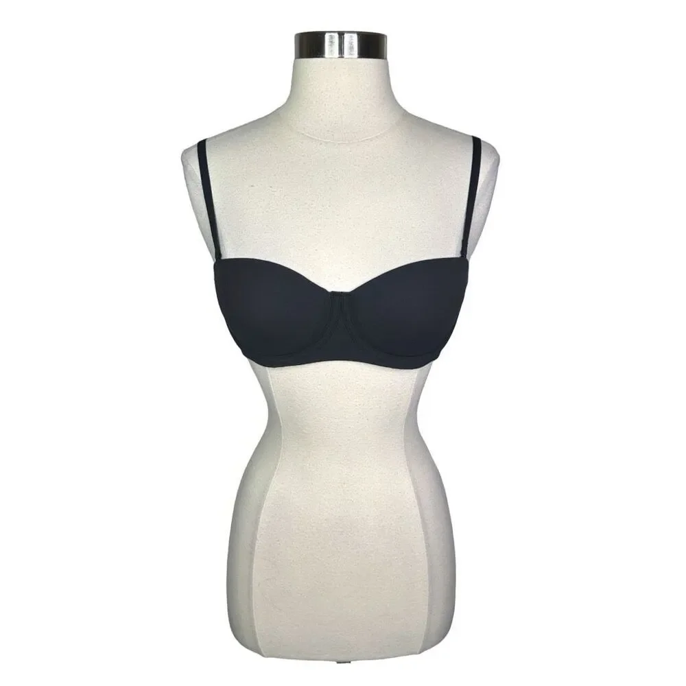 SKIMS Fits Everybody Strapless Bra - Size 32B - Onyx - Picture 2 of 8